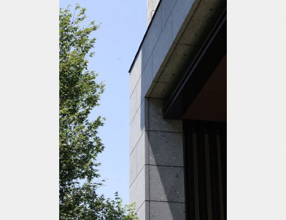 アトラス池尻レジデンス:時を経て記憶にのこる風景をつくるマテリアル