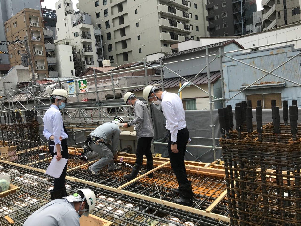 検査