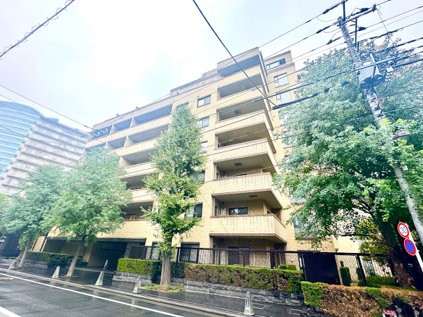 アトラス江戸川アパートメント